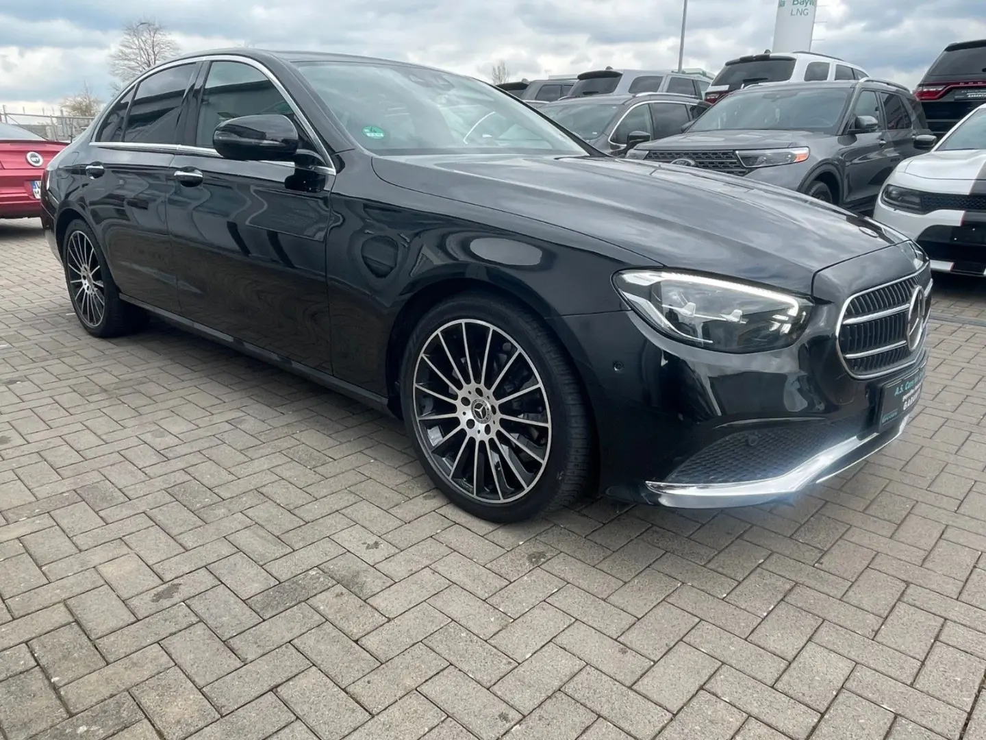 Mercedes-Benz E 220d