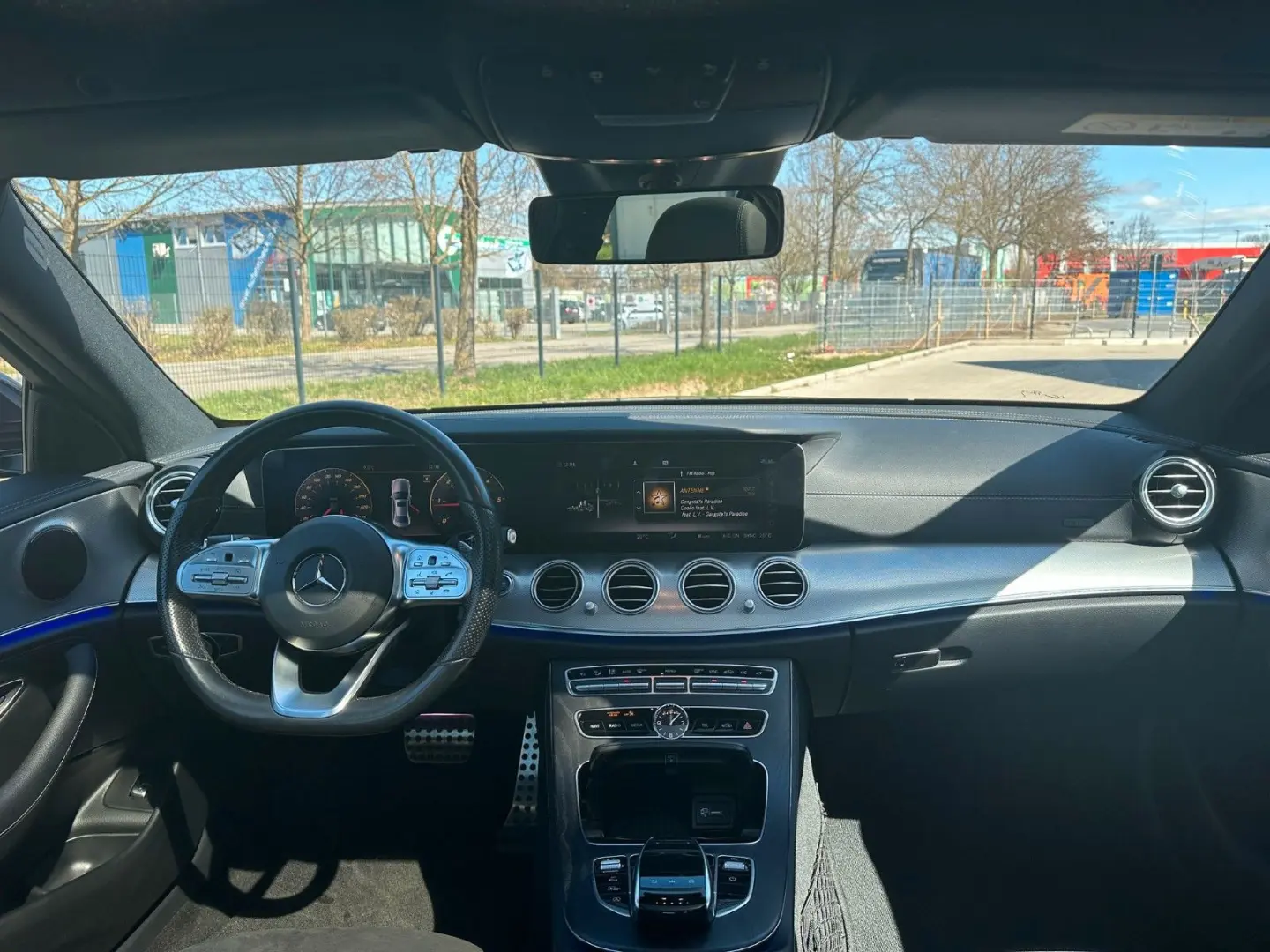 E200 d Lim. Aut. AMG LINE LED WIDESCREEN PANO