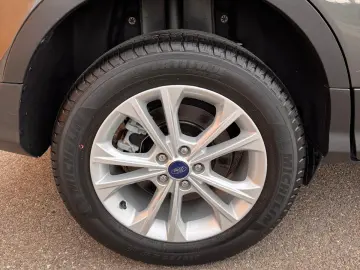 Ford Kuga Automat/4x4