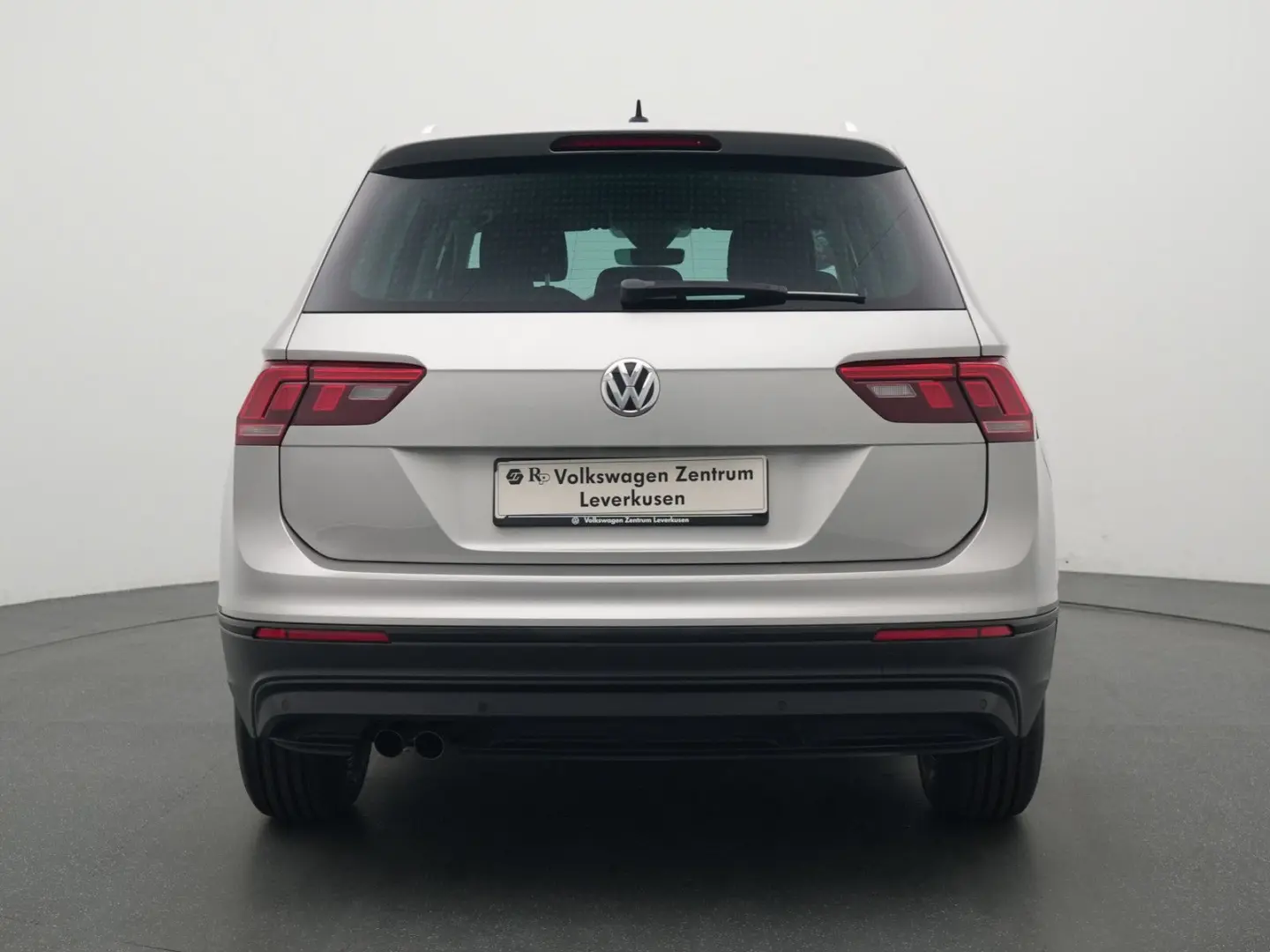 Tiguan 1.5 United DSG PDC APP CONNECT NAVI SHZ