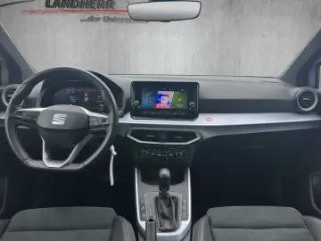Arona 1.0 TSI FR //mtl: 197€ /LED/Sitzheizung/Ka