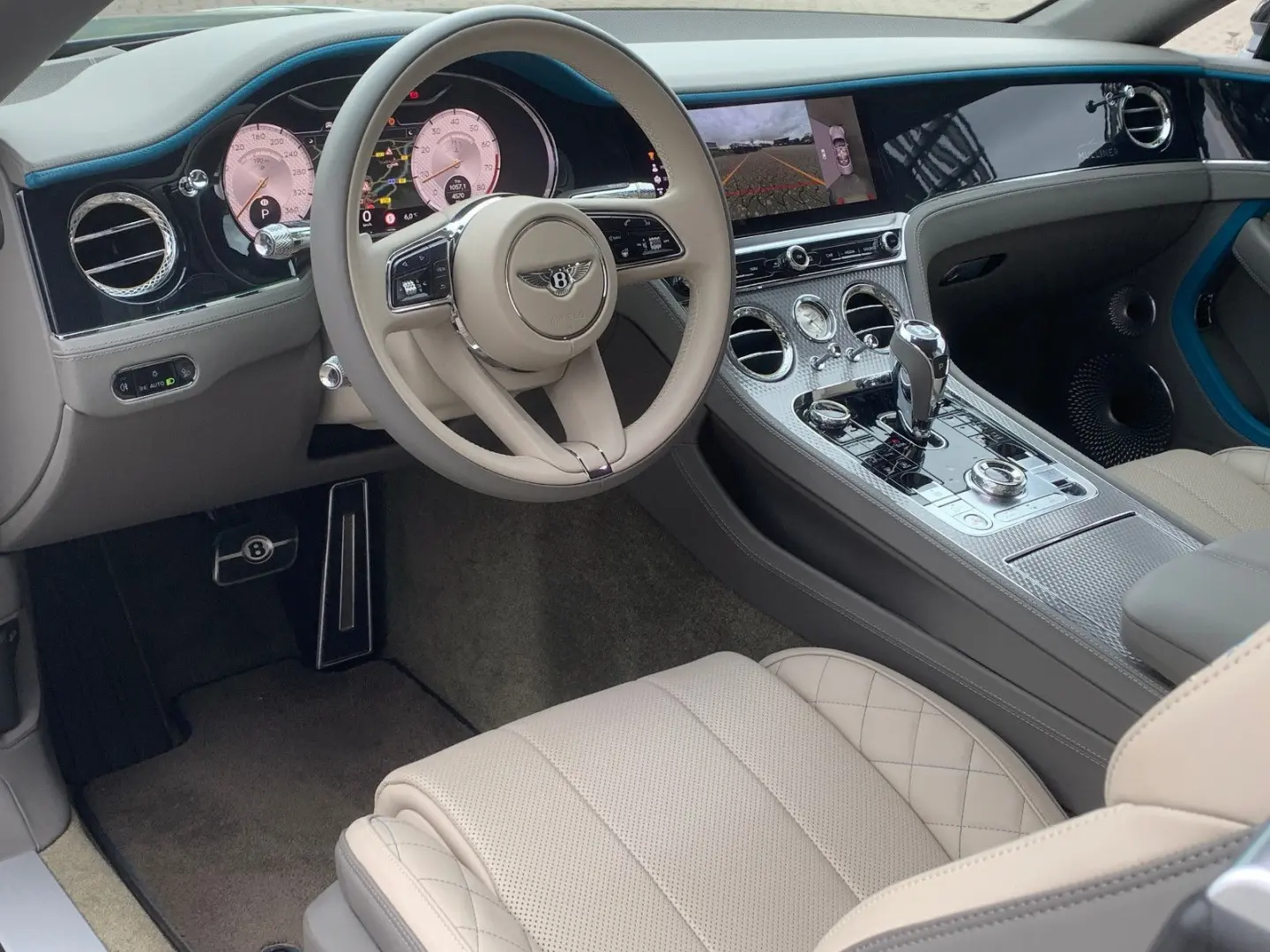 Continental GTC V8 Mulliner Blackline/Carbon/HUD