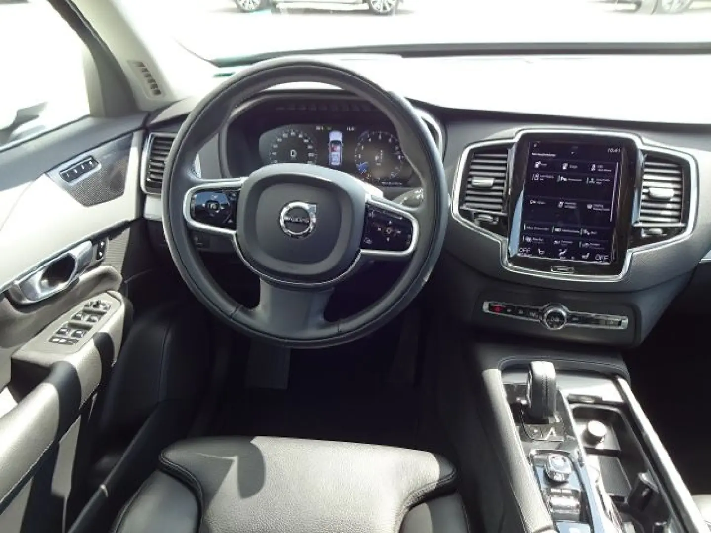 XC90 T8 Inscription Express Plug-In AHK 7Sitzer
