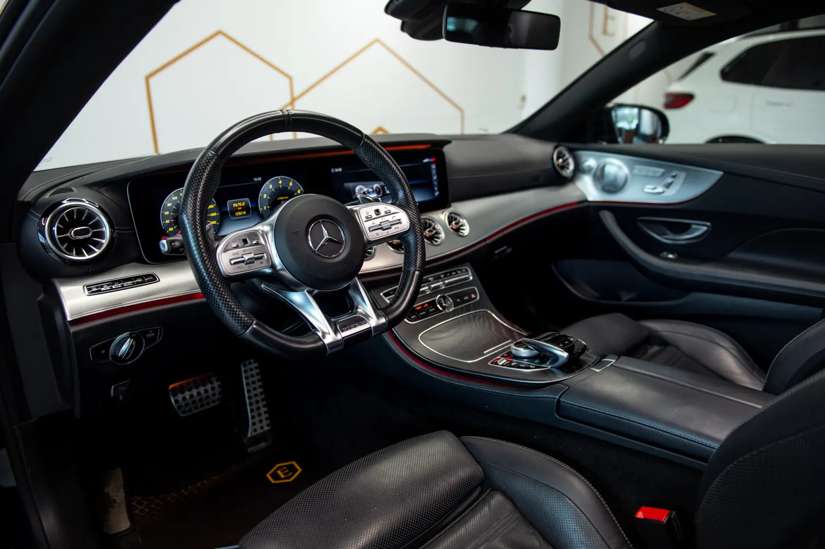 Mercedes-Benz Clasa E 53 AMG 4Matic Coupe