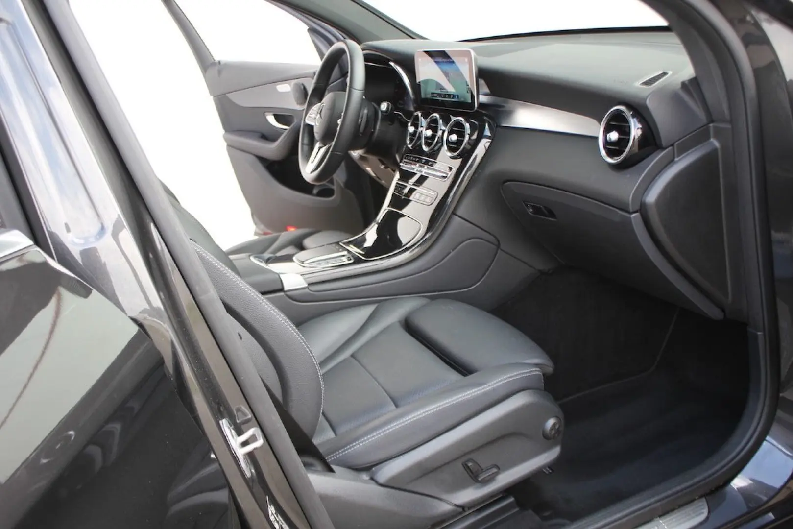 GLC 300 de Coupé Cp. EQ Plug-In 34.273.- € NETTO