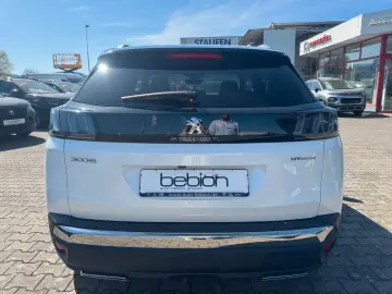 3008 Hybrid4 300 (Plug-In) e-EAT8 GT AHK Pano