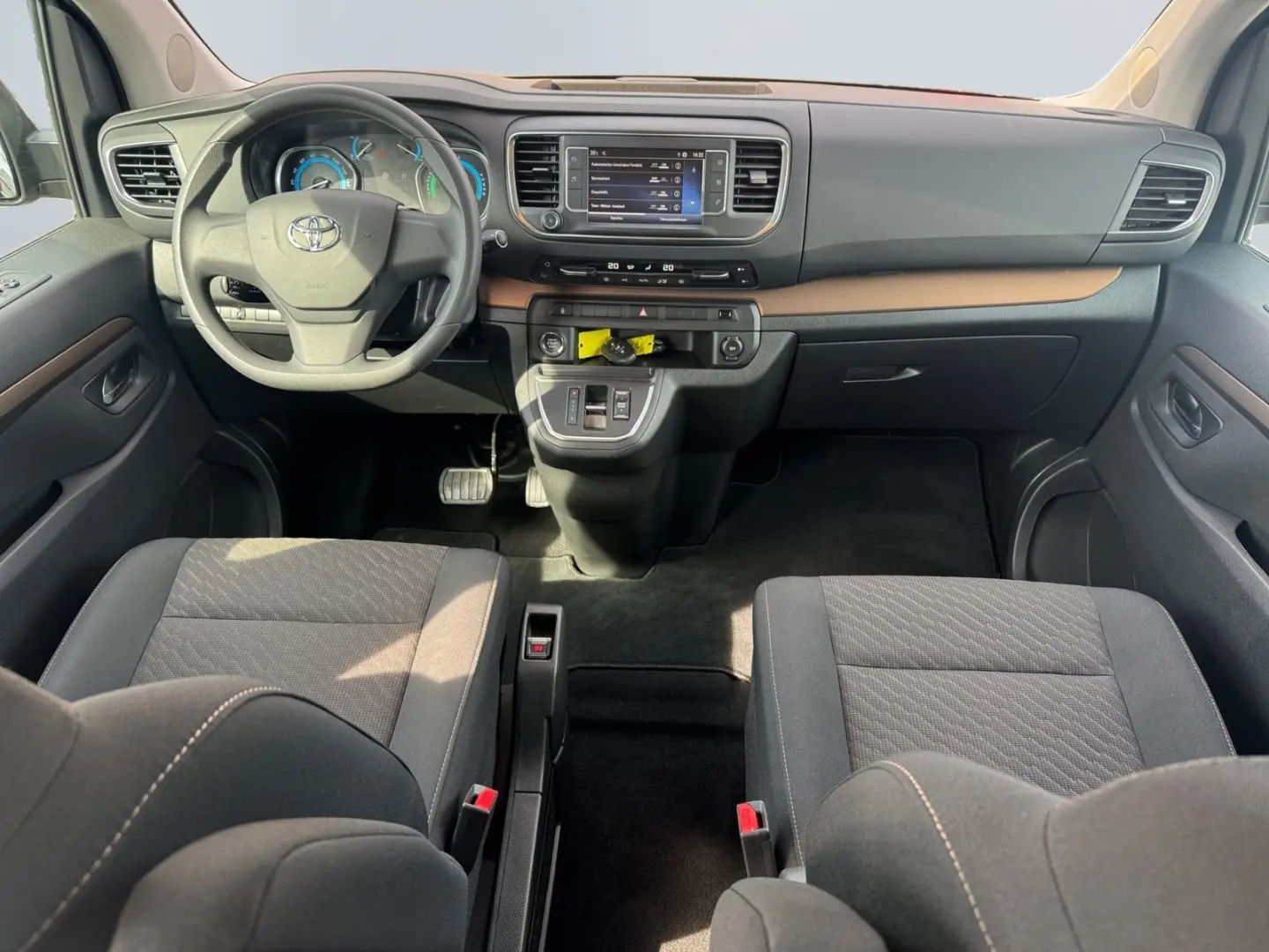 Proace Electric (75kWh) L1 Verso Team D *HUD*CAM