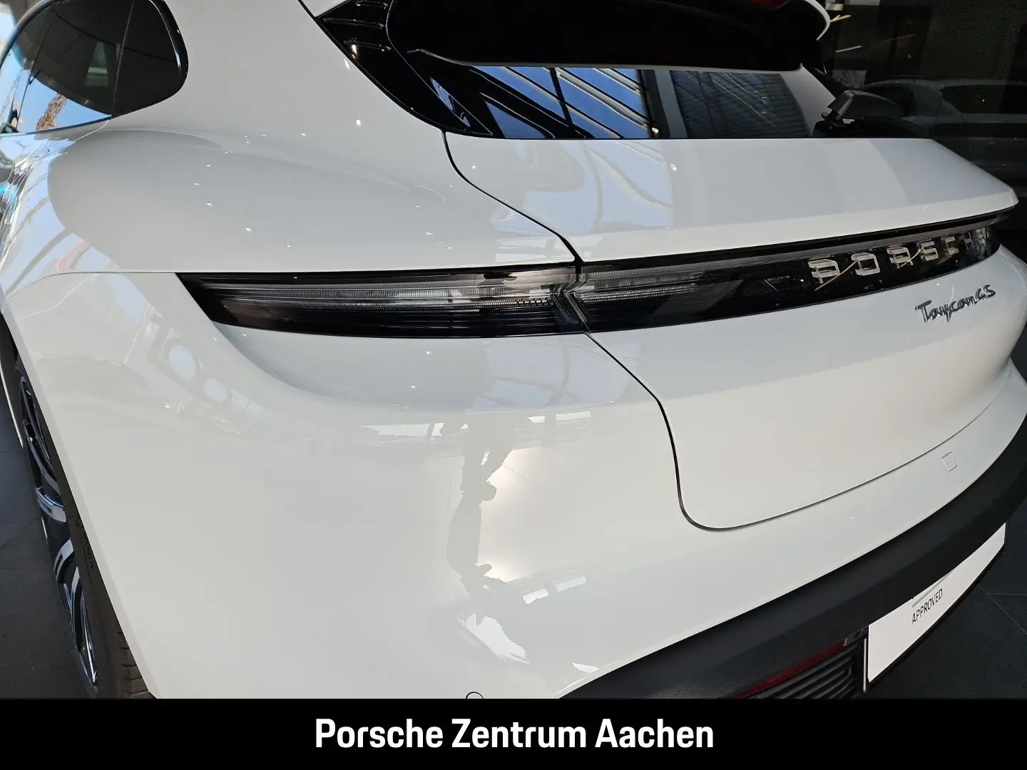 Taycan 4S Sport Turismo BOSE Luftfederung LED
