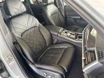 BMW  X5 40i xDrive