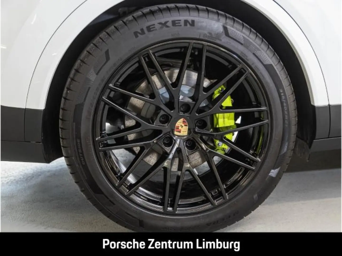Cayenne E-Hybrid Coupe Surround-View InnoDrive