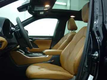 Highlander Luxury* Vollausstattung* sofort verf.