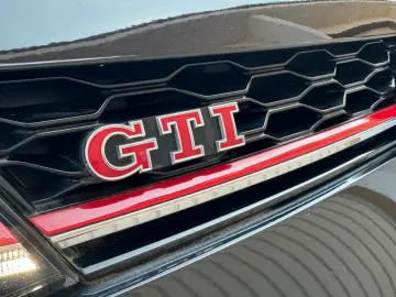 Golf VII GTI Performance Pano Standheizung