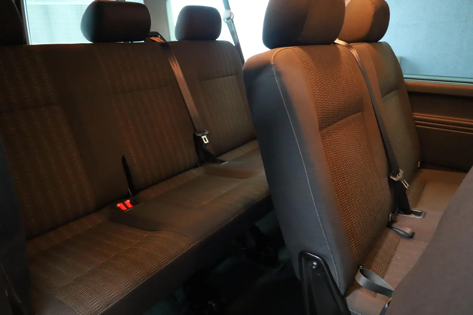 VW Caravelle DSG Lang Comfortline Bus
