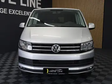VW Caravelle DSG Lang Comfortline Bus