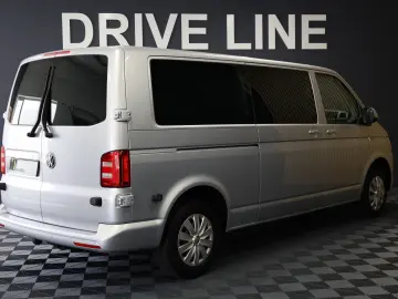 VW Caravelle DSG Lang Comfortline Bus