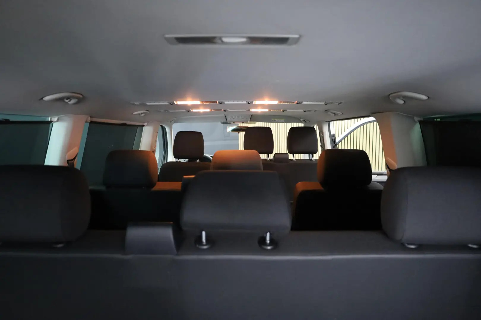 VW Caravelle DSG Lang Comfortline Bus