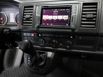 VW Caravelle DSG Lang Comfortline Bus