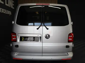 VW Caravelle DSG Lang Comfortline Bus