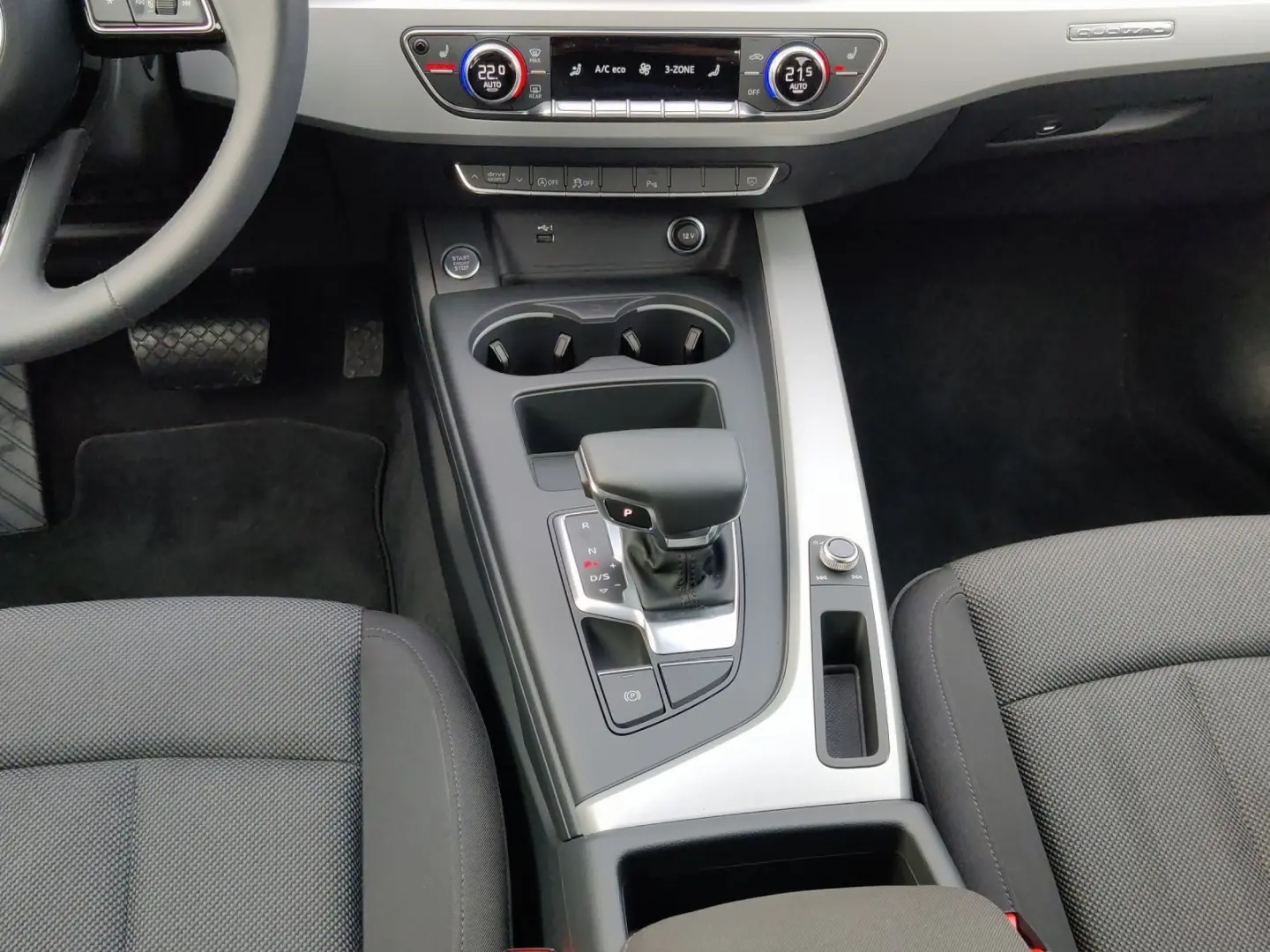 A4 Limousine 45 TFSi qu. S line RFK*Navi*GRA*LED