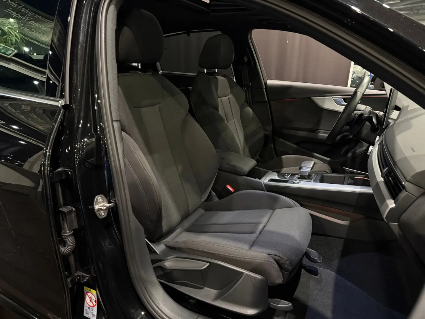 A4 Lim. 40 TDI S-Line ACC B&O Schiebedach