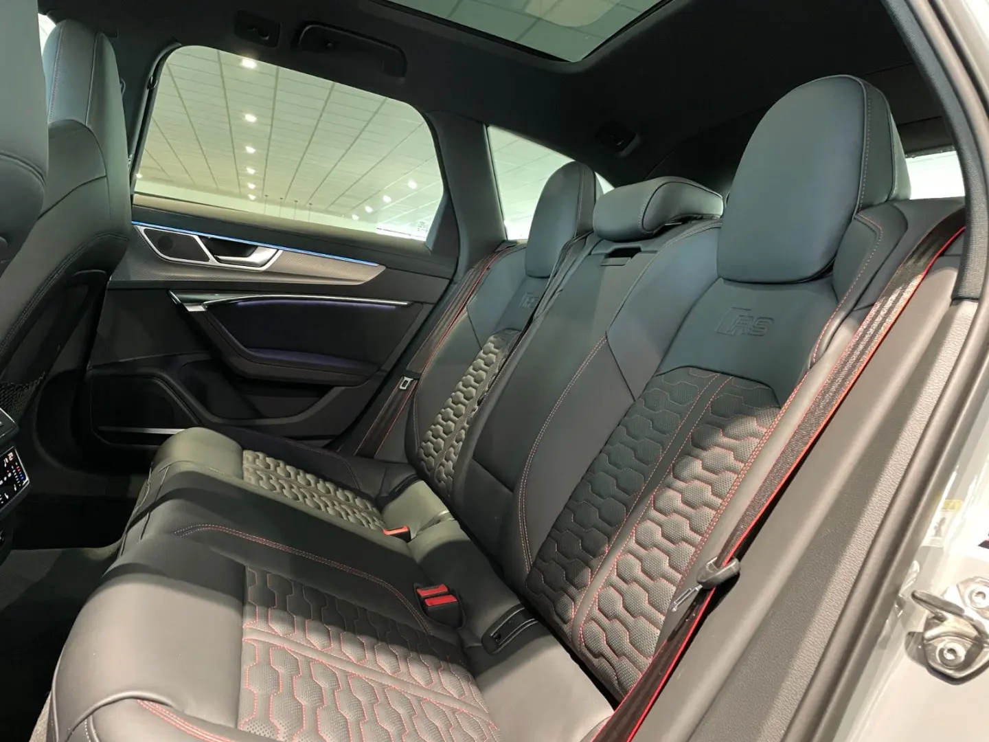 RS6 | HuD | RS-Designpaket rot | Pano | 280 km/h