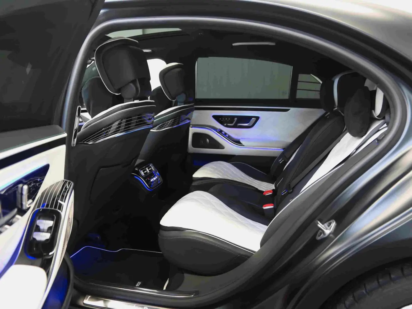 S 580 4M Lang AMG Exclusive*Pano*Chauffeur*+++++