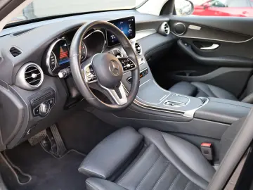 Mercedes-Benz GLC 300 de 4Matic 9G-TRONIC