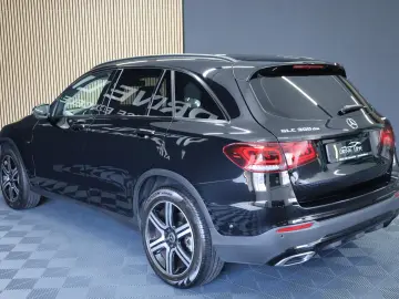 Mercedes-Benz GLC 300 de 4Matic 9G-TRONIC