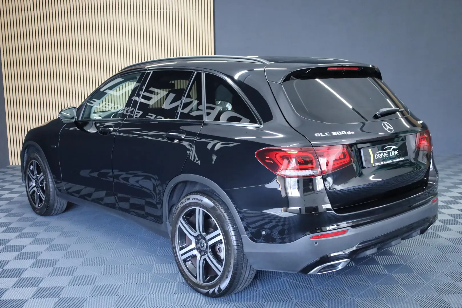 Mercedes-Benz GLC 300 de 4Matic 9G-TRONIC