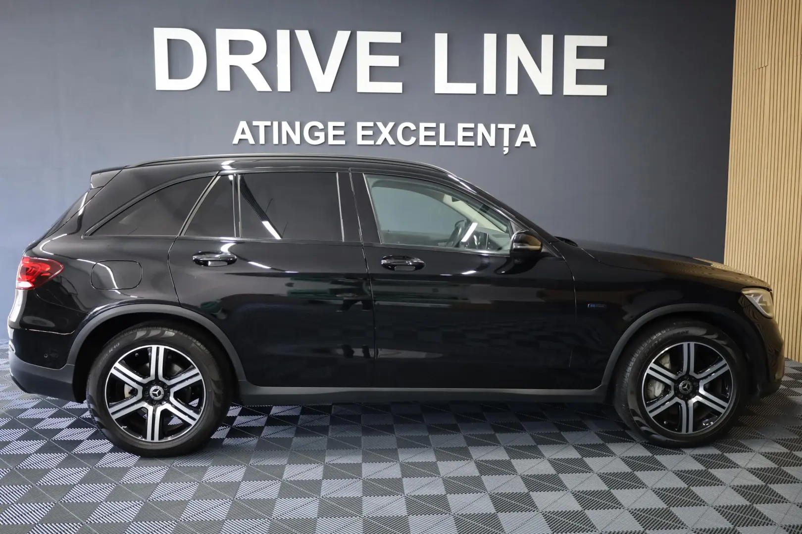 Mercedes-Benz GLC 300 de 4Matic 9G-TRONIC