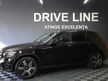Mercedes-Benz GLC 300 de 4Matic 9G-TRONIC