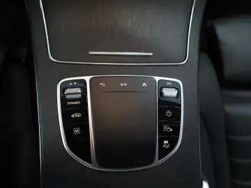 Mercedes-Benz GLC 300 de 4Matic 9G-TRONIC
