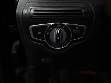 Mercedes-Benz GLC 300 de 4Matic 9G-TRONIC