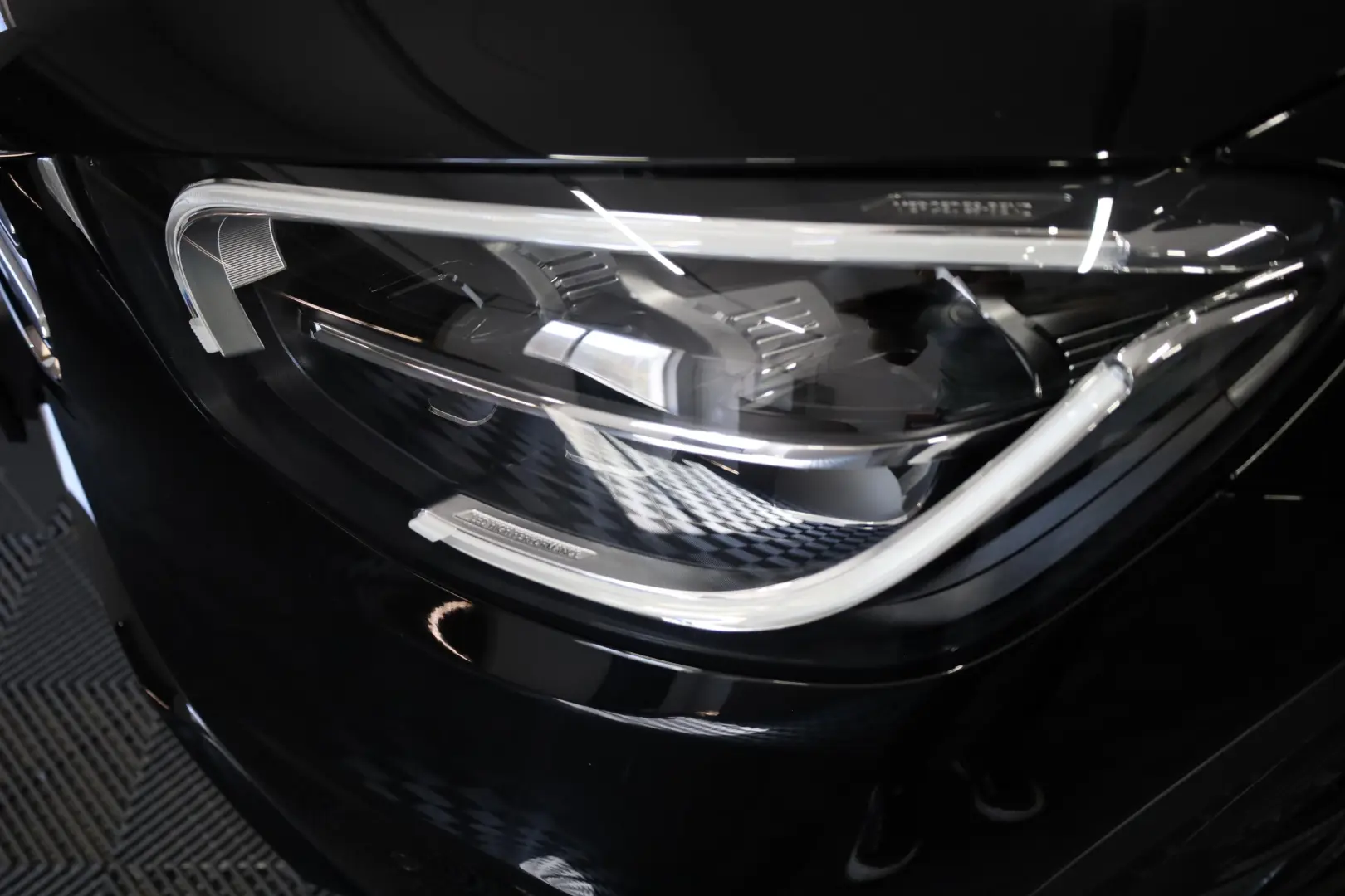 Mercedes-Benz GLC 300 de 4Matic 9G-TRONIC