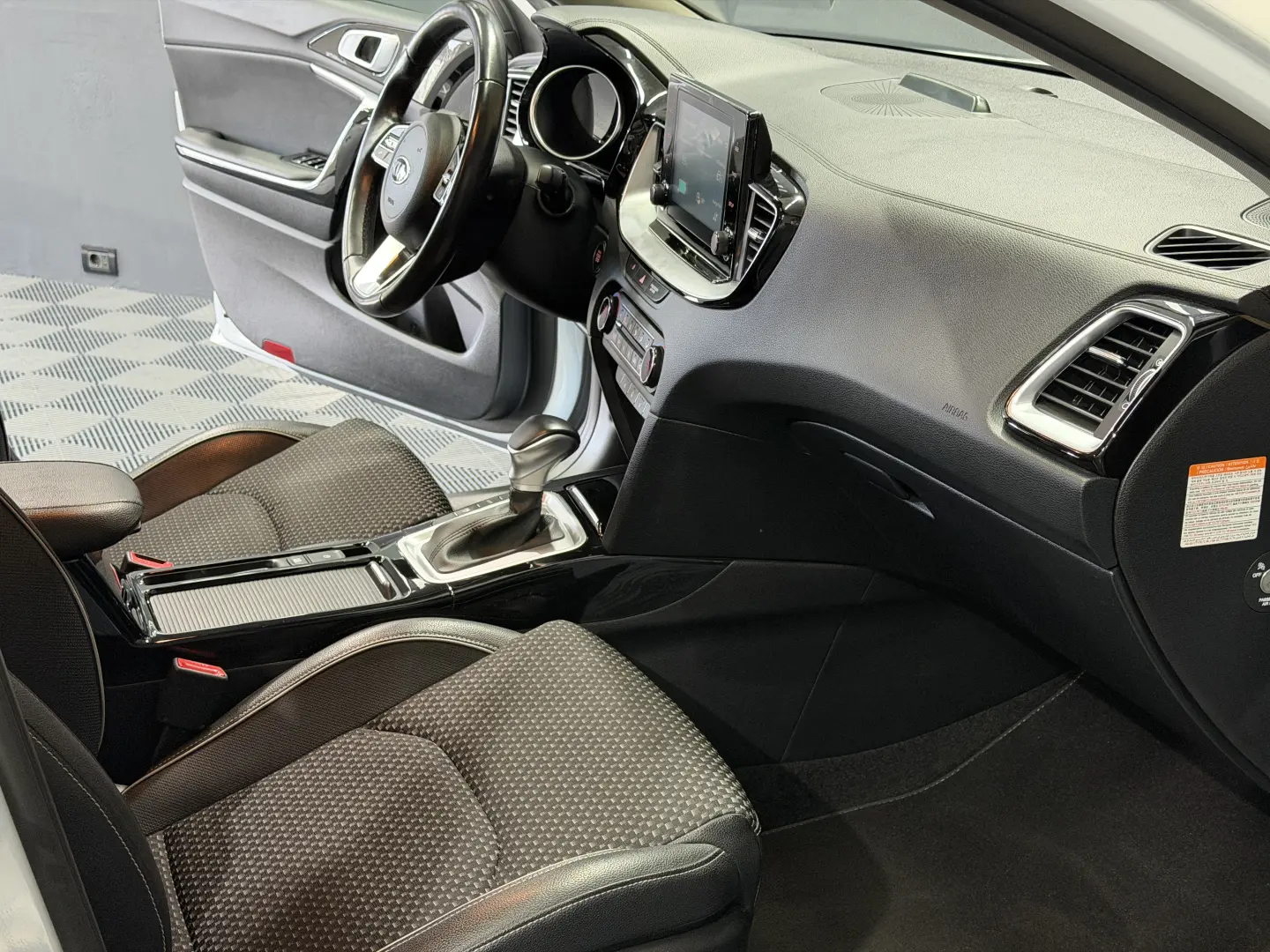 KIA XCeed 1.6 GDI DCT6 OPF Plug-in-Hybrid Vision