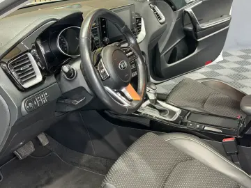 KIA XCeed 1.6 GDI DCT6 OPF Plug-in-Hybrid Vision