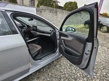 AUDI A4 BERLINA S-Line