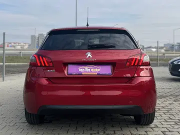 Peugeot 308 1.5 BlueHDi Blue Lease Executive
