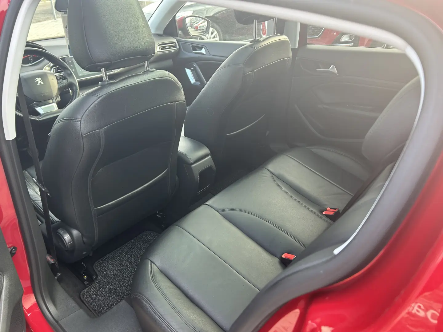 Peugeot 308 1.5 BlueHDi Blue Lease Executive