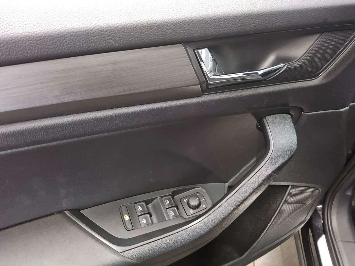 SKODA Kodiaq 2.0 TDI Ambition ACC LED LEASING