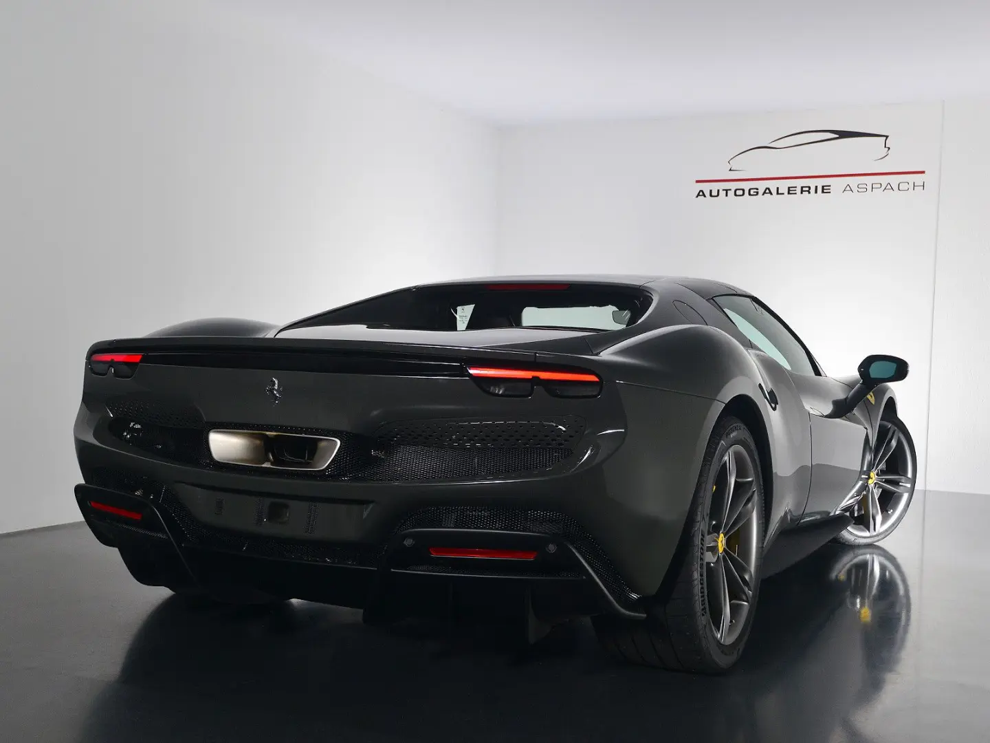 296 GTB Carbon Racing Seats | Tailor Made HERMÈS