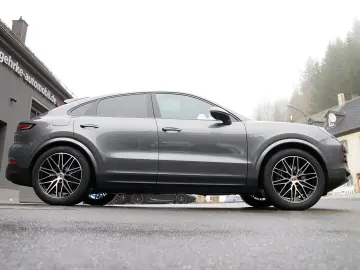 Porsche Cayenne Coupe E-Hybrid