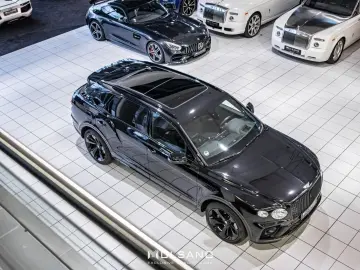 Bentayga EWB Azure First Edition BLACKLINE MULLI