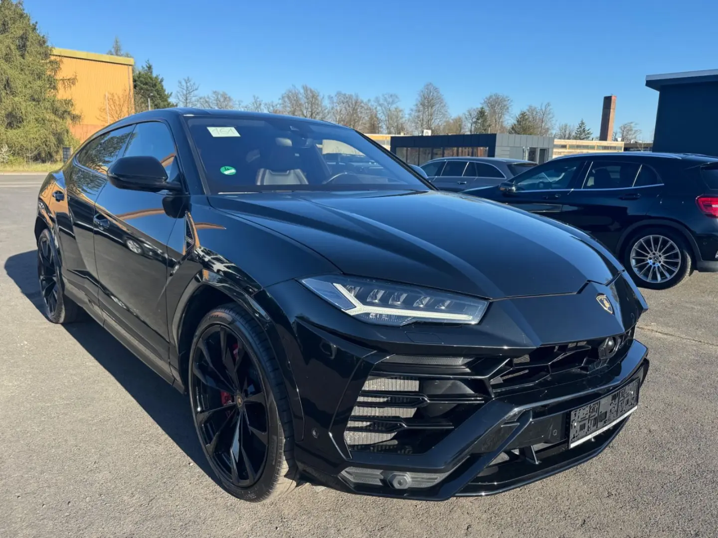 Urus Pano Head Up Massage Carbon 23´ Service NEU