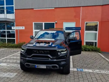 RAM 1500 TRX 6.2 V8 *KOMPR.
