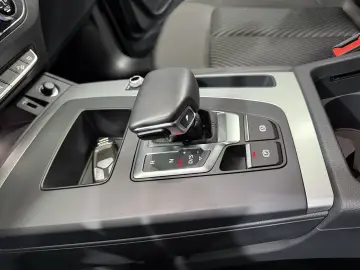 Audi Q5 2.0 40 TDI quattro MHEV