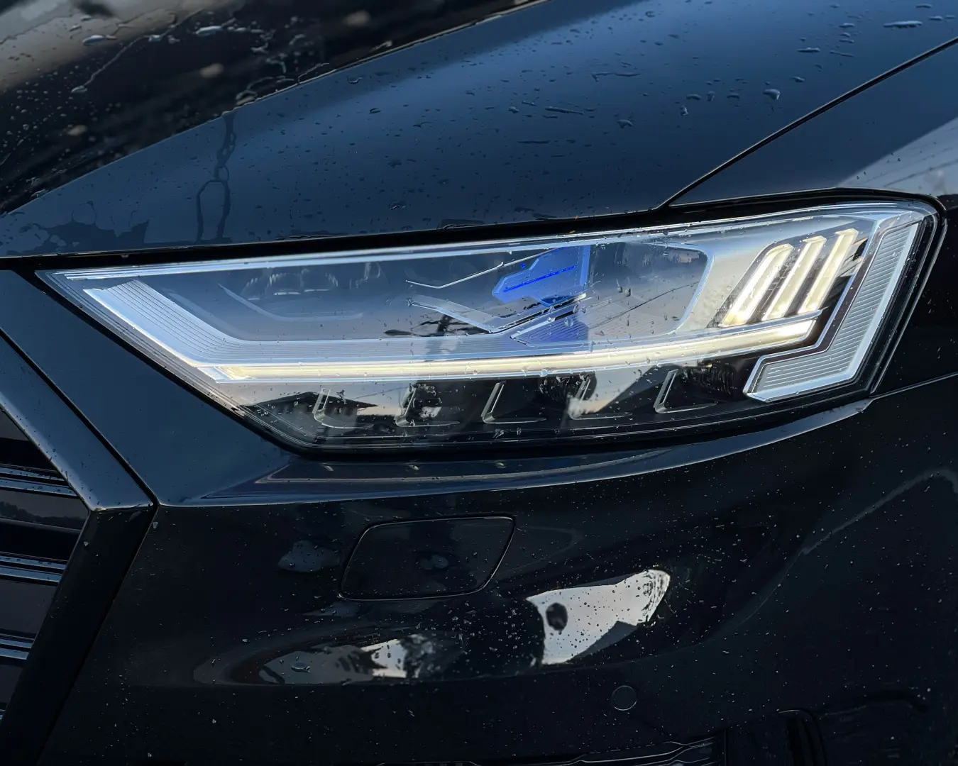 Audi S8 Carbon/Ceramice