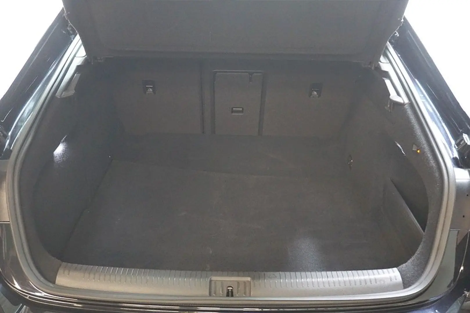 VOLKSWAGEN Arteon 2.0TSI DSG 2xR-Line 4M LEASING