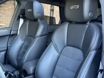 Macan GTS LED*PANORAMA*BURMESTER*21 GT*GTS SPORT