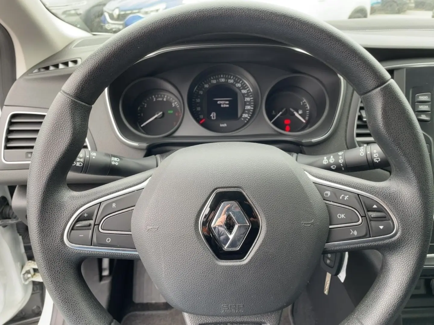 Megane IV Life TCe 115+LED+KLIMA+DAB+EPH+ETC
